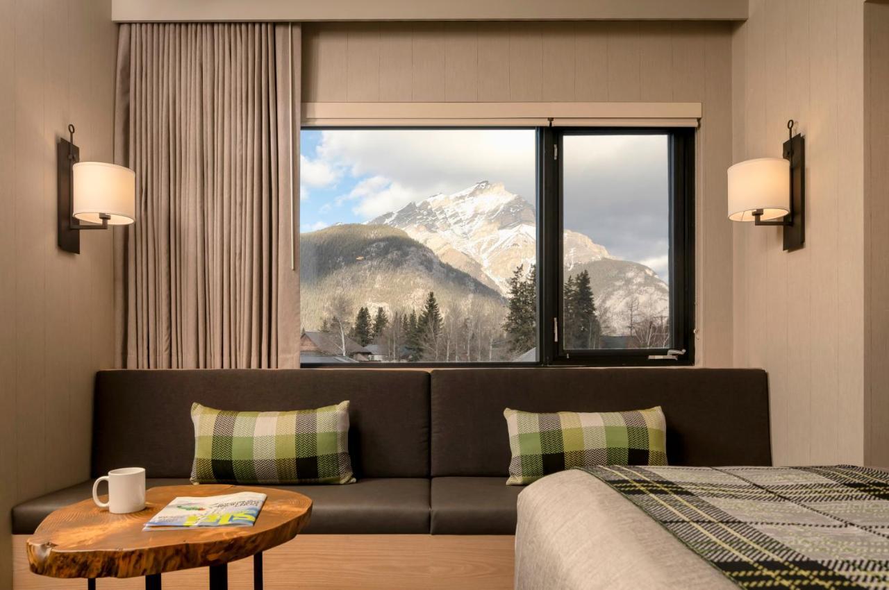 Peaks Hotel And Suites Banff Exterior foto