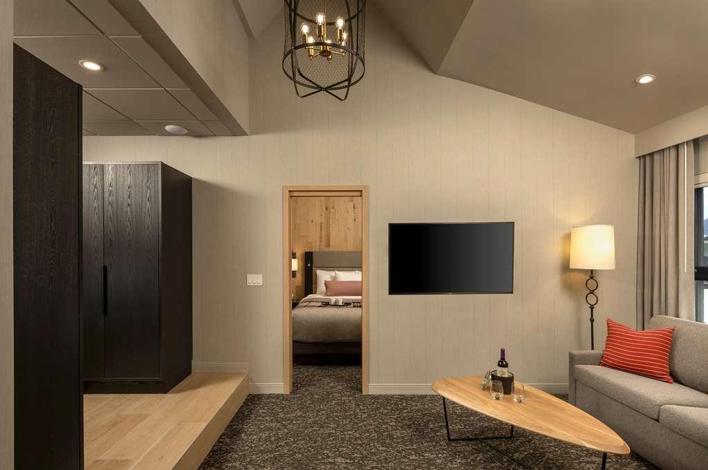 Peaks Hotel And Suites Banff Habitación foto